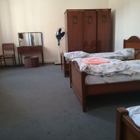 Noy Hostel Erévan Extérieur photo