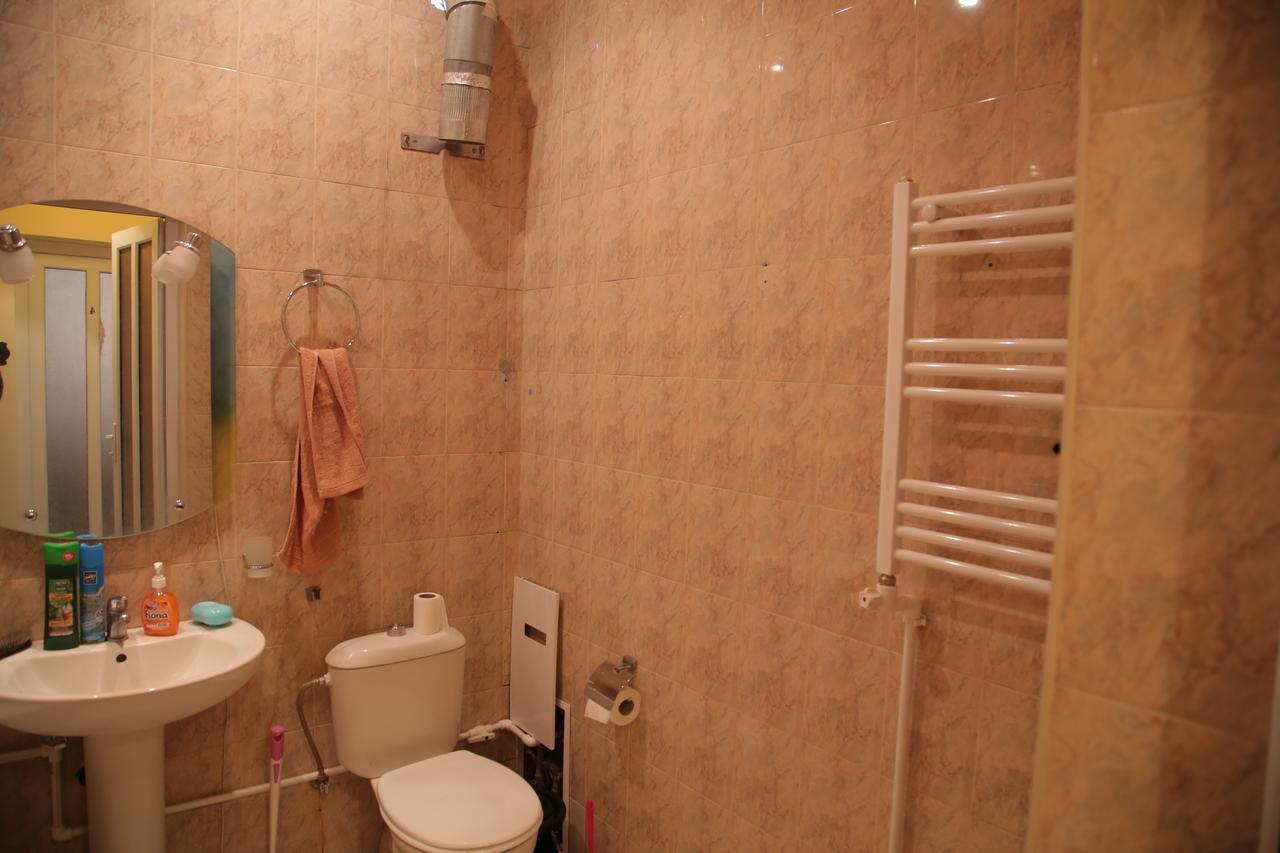 Noy Hostel Erévan Extérieur photo