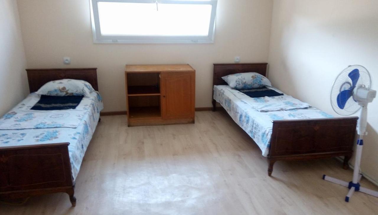 Noy Hostel Erévan Extérieur photo